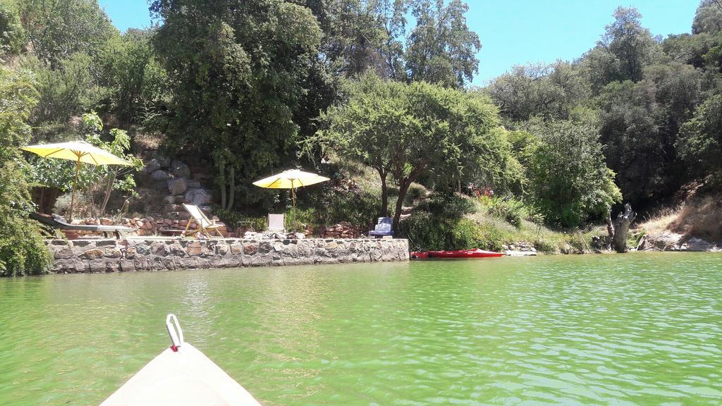 Cabana De Adobe En Lago Rapel Kültér fotó